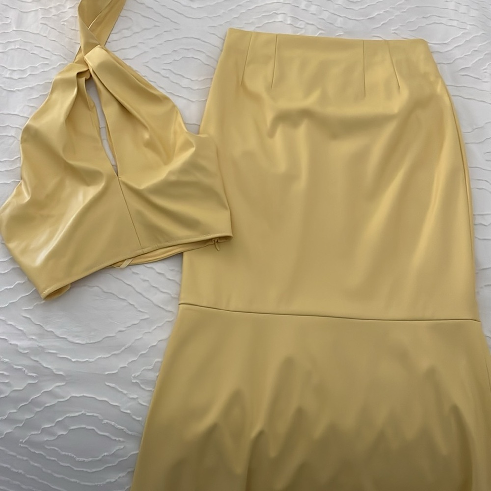 STAUD YELLOW LAUREL SKIRT & KAI TOP SIZE 2